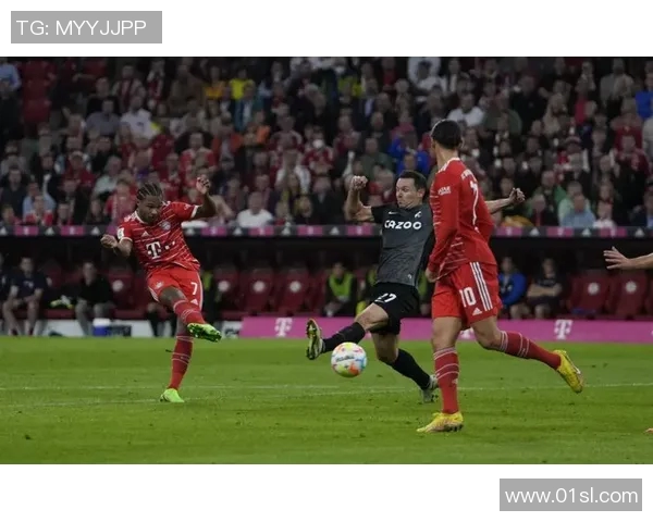 拜仁慕尼黑再胜弗莱堡，豪取完美赛季战绩