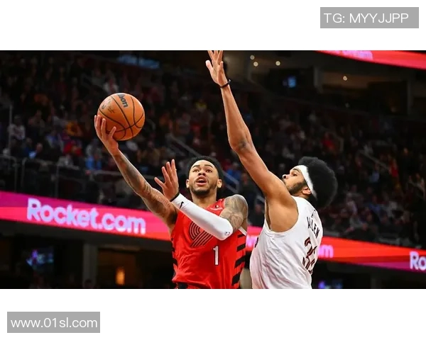 步行者球星西蒙斯获得最佳新秀提名,备战周日颁奖典礼